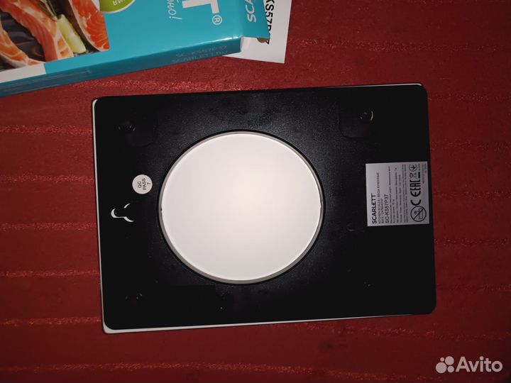 Весы кухонные Scarlett