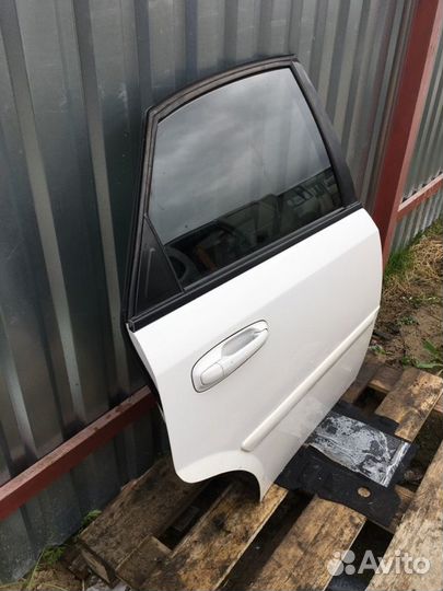 Дверь задняя правая Chevrolet Lacetti седан