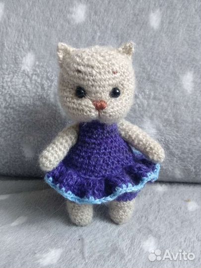 Котики игрушки вязаные