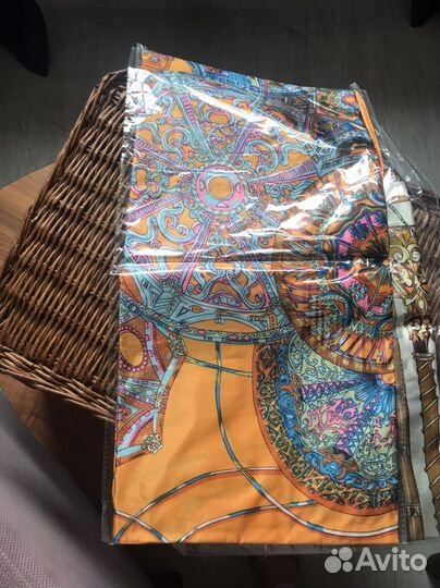 Шелковый платок женский