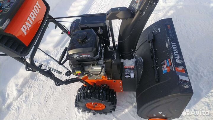 Снегоуборщик бензиновый патриот
