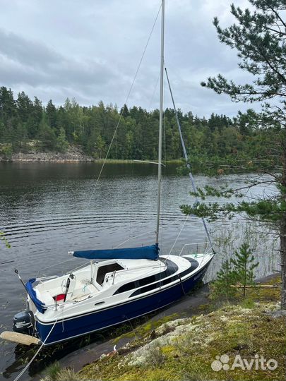 Яхта MacGregor 26M