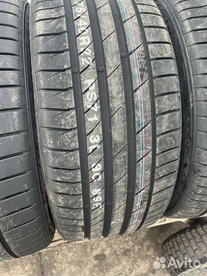 Kumho Ecsta PS71 285/40 R21 и 315/35 R21 109Y