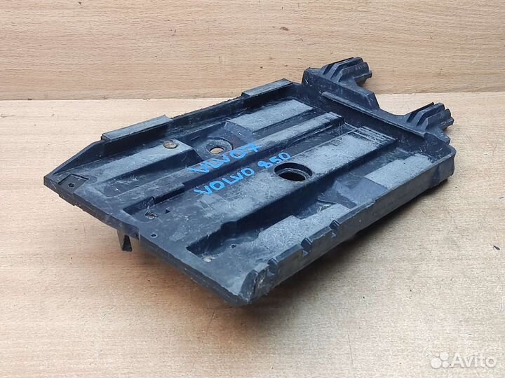 Площадка акб, Volvo 850