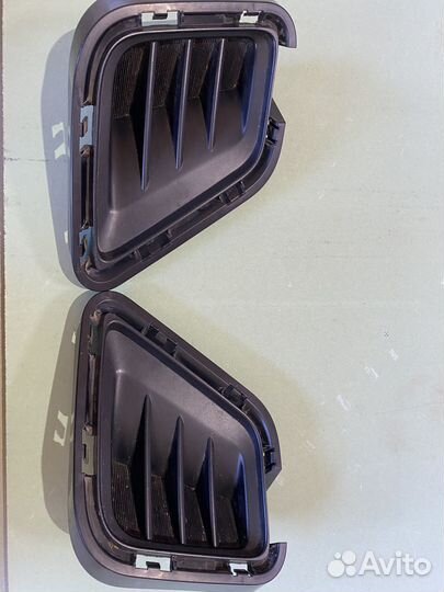 Заглушки бампера Toyota Ractis NCP120