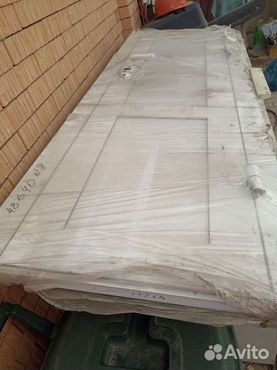 Новая дверь на яхту