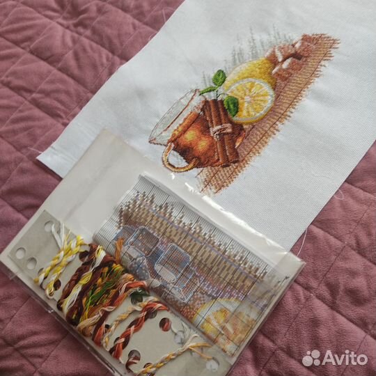 Наборы для вышивания крестиком(остатки)