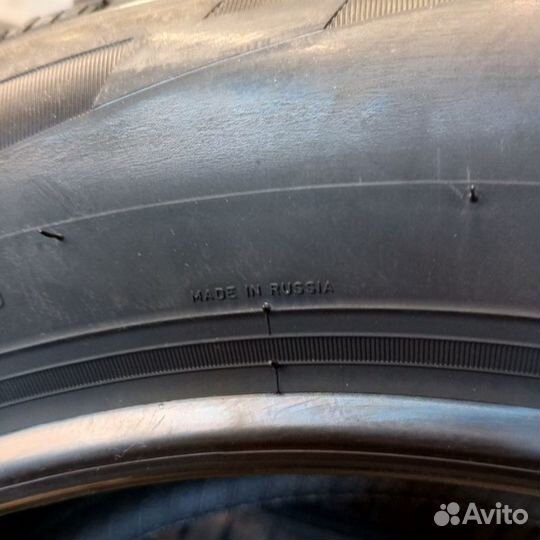 Pirelli Ice Zero FR 225/60 R18 104