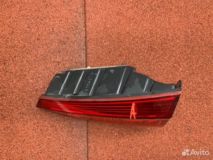 Фонарь в крышку багажника задний правый Kia Rio 4