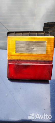 Оригинальный правый фонарь Ауди 100 С3