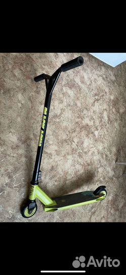 Самокат трюковый