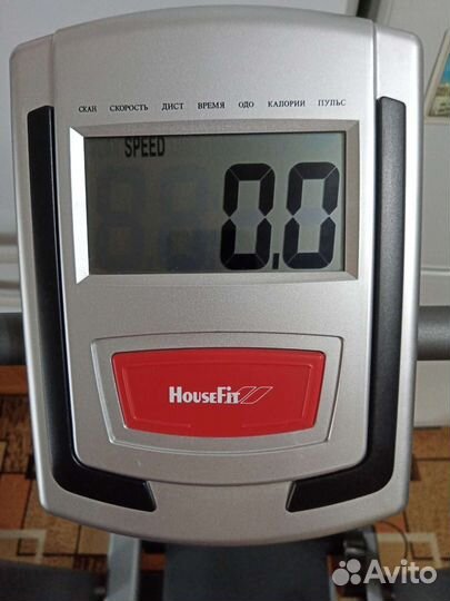 Беговая дорожка housefit