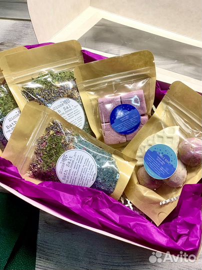 Подарочный набор девушке, букеты из мыльных роз