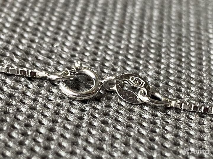 Цепочка с подвеской белое золото с камнями