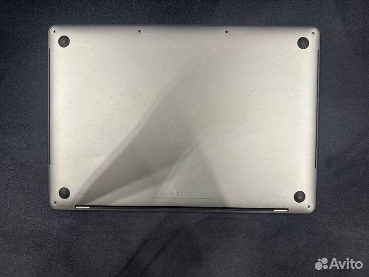 Macbook Pro 15 retina i7 512gb 2016г