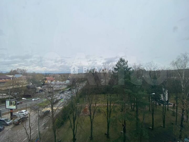 4-к. квартира, 236 м², 2/5 эт.