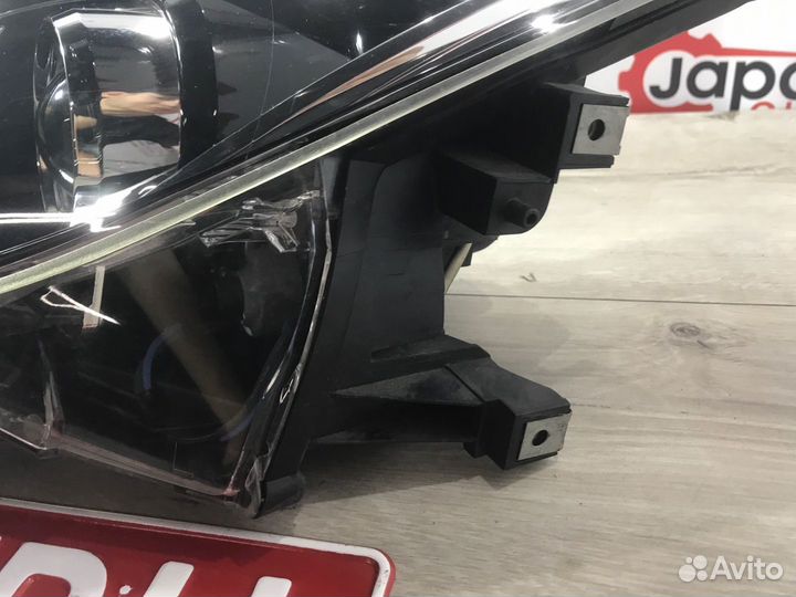 Фара ксеноновая левая Mazda 6 GH L5 2008