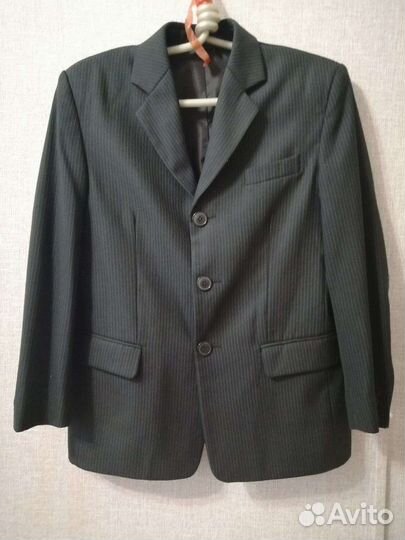 Костюм на мальчика 1 класс. Размер рост 136-140