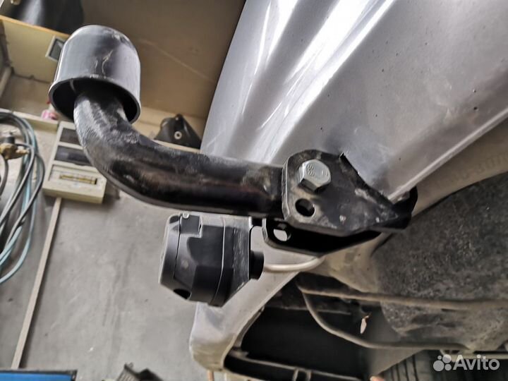 Фаркоп на Хонда Стрим 2000-2006 г