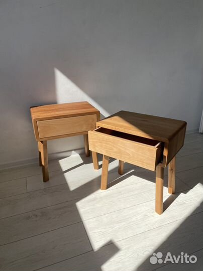 Тумба прикроватная из массива бука