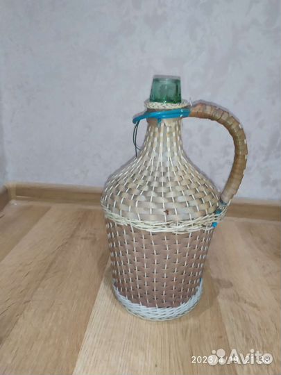 Бутылка стеклянная 3 л