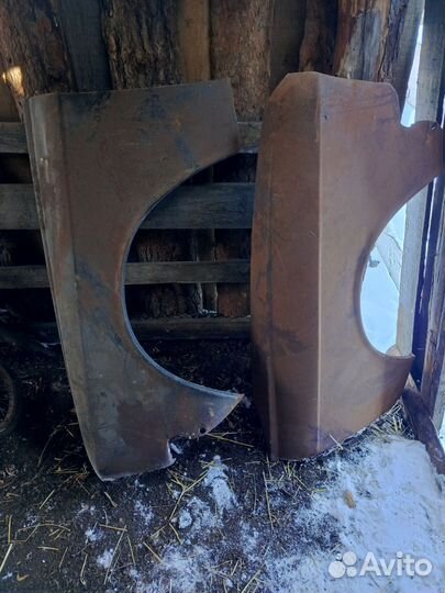 Переднии крылья на москвича