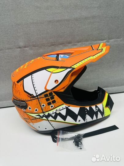 Шлем для картинга, мотокросса