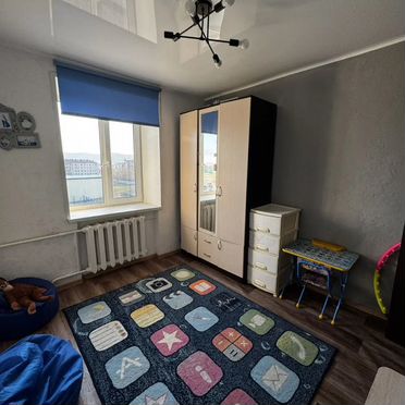 3-к. квартира, 57 м², 5/5 эт.