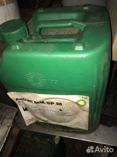 Ящики, канистры