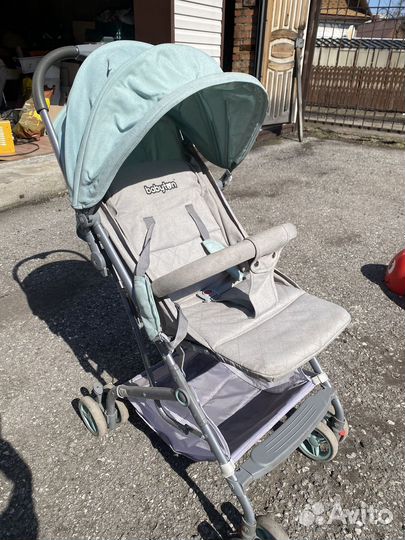 Коляска летняя,очень легкая и удобная
