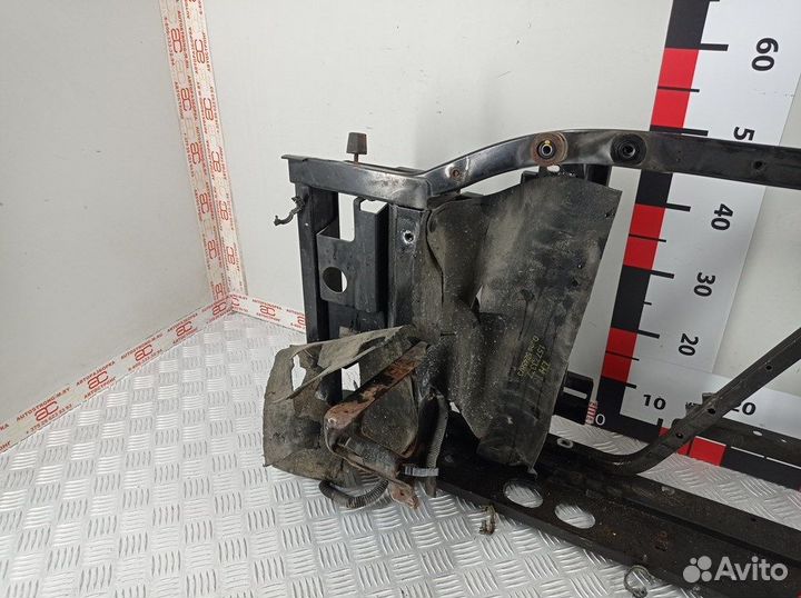 Панель передняя (телевизор), Cadillac Escalade 2