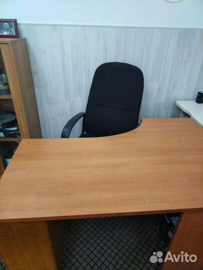 Офисная мебель бу