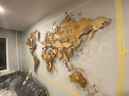 Деревянная карта мира для подарка
