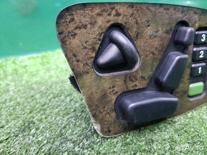 Пульт сиденья передний правый Mercedes-Benz E W210