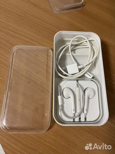 iPhone 5C, 8 ГБ