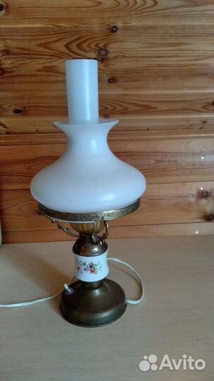 Лампа настольная 70-х годов прошлого века