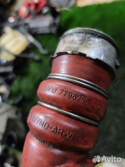 Воздуховод наддувочного воздуха Bmw 335D E90 M57N2