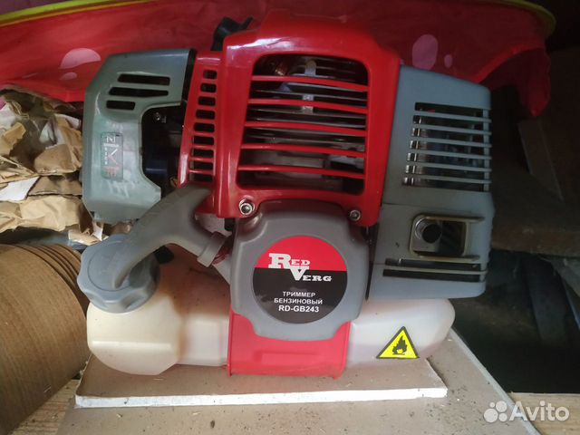 Триммер бензиновый RedVerg RD-GB243S