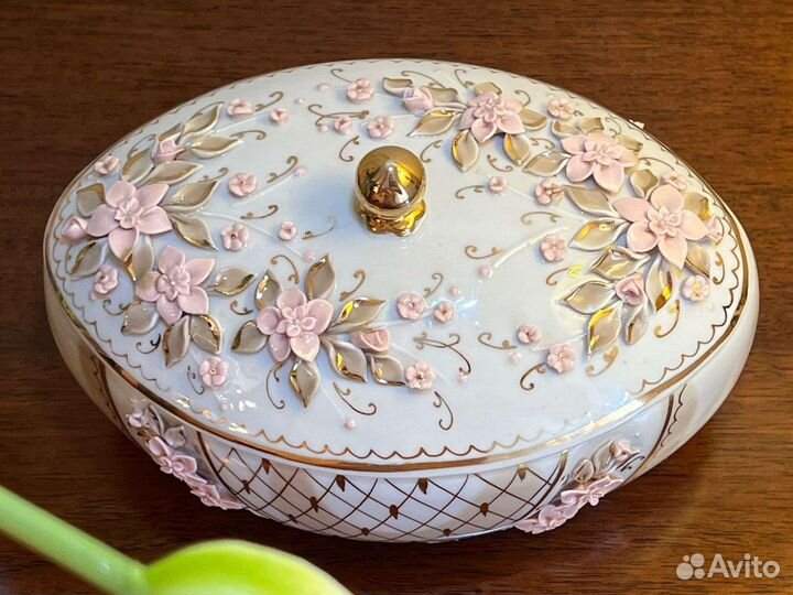 Шкатулки фарфоровые. Информация в объявлении