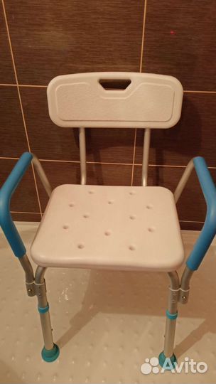 Стул в ванную для пожилых
