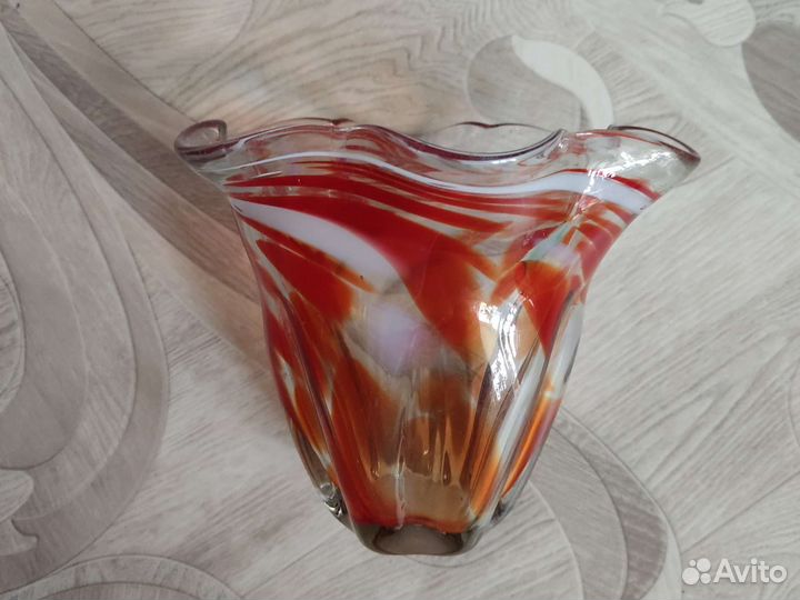 Вазаы цветное стекло