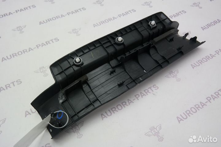 Накладка Land Cruiser Prado (150) 2017