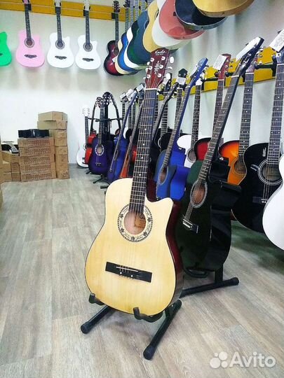 Новая акустическая гитара