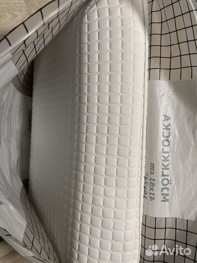 Ортопедическая подушка IKEA Мьёлкклокка, 41х61 см