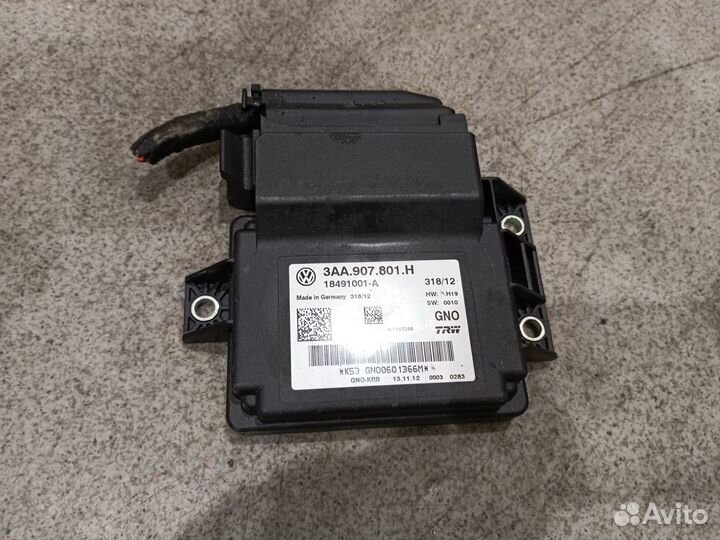 Блок управления ручника для Volkswagen Passat CC