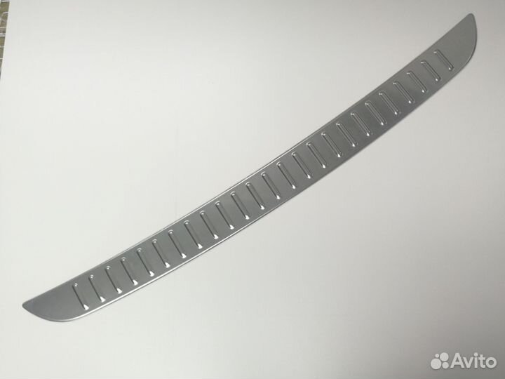 Накладка на задний бампер на ford focus 3