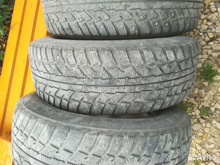 Kumho I'Zen RV KC15 235/65 R17