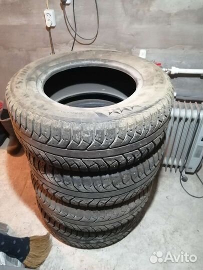 Bridgestone Ice Cruiser 7000 265/65 R17 116T