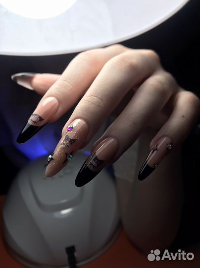 Мастер маникюра