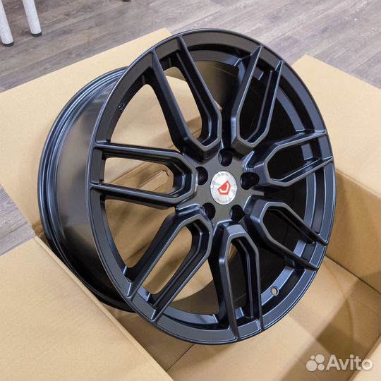 Диски R19 Vossen на Lexus ES / NX / RX / IS